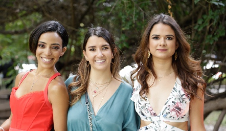  Alejandra De Luna, Fer Martell y Sofía Saucedo.