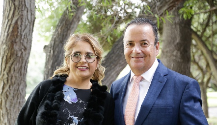 Marcela Venegas y Enrique Romero.