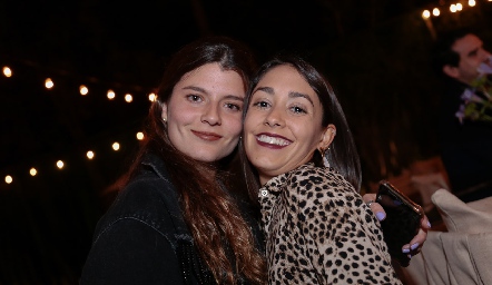  Daniela Meade y Paola Díaz de León.