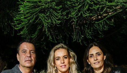  David Lozano, Mónica Torres y Claudia Artolózaga.