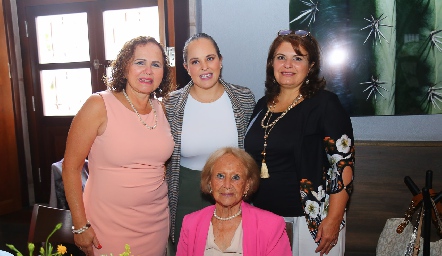 Nena Dávila, Andrea Díaz Infante, Bertha Navarro y Alicia Martínez.