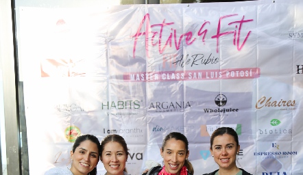  Daniela González, Alejandra Puente, Marijó Ascanio y Fernanda Pérez.