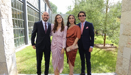  Alejandro Domínguez, Mercedes Díaz, Isa Zollino y Mau Martínez.