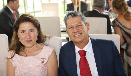  Verónica Rangel y Lauro Martínez.
