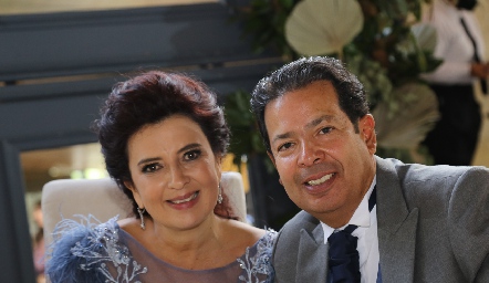  Rosy y Héctor Hernández.