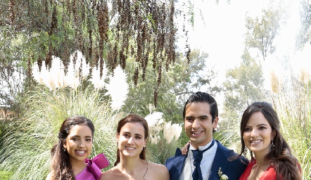  Ximena, Susana, Héctor y Andrea Hernández.