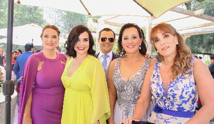  Isabel Pérez, Ana Cristina, Eduardo González, Susana Salgado y Paty Espinosa.