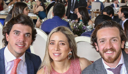  Sebastián Garza, María González y Eduardo Núñez.