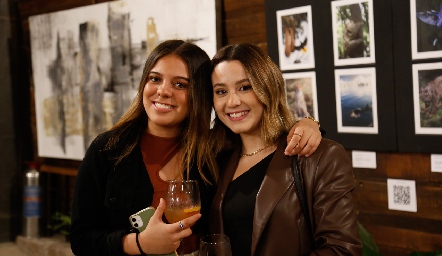  Selene Rosales e Inés González.