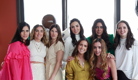  Nina Galarza, Susi Chiuffardi, Ana Pau Soto, María Solís, Ana Cristina Pérez, María Silos, Pau García y Denisse Favela.