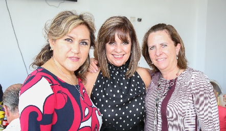  Ruth de Valle, Martha García y Georgina Grande.