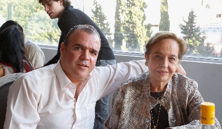  Eugenio y Pilar Portilla.