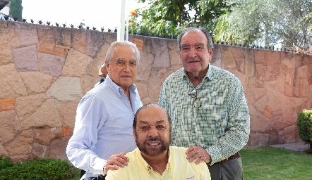  Octaviano Gómez Teófilo Torres Corzo y Carlos Abaroa.