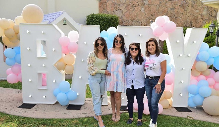  Fanny Méndez, Marisol Pérez, Montse Pérez y Marisol Reyna.