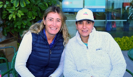  Nuria Sand y Beki Alcalde.