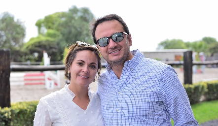  Conchita López y Leo Buendía.