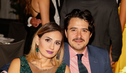  Montserrat Muñiz y Adrián Martínez.
