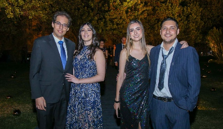  Juan Carlos Torres, Andrea Rivera, Alexa Sánchez y José Torres.
