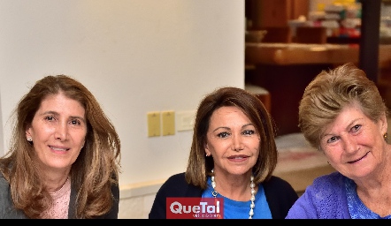 Mónica Hernández, María del Pilar Segura y Maruchis Andrés.