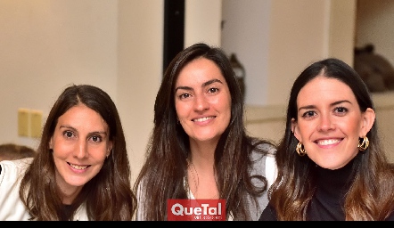 Ceci Castelo, Magda Foyo y Daniela Pérez.