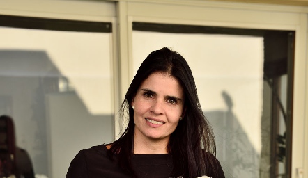 Elizabeth García Alcalde y Vale.