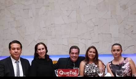 Sergio Cabrera, Angélica Barragán, Miguel Angel Márquez , Silvia Bueno, Martha Anaya.