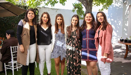  Gemma Rodríguez, Cristina Rodríguez, Ilse Ayech, Mari Barral, Estefanía Acevedo y Lorena Cuadra.