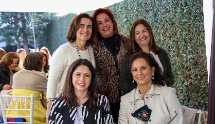  Tere Raymond, Constanza Saiz, Hilda Sánchez, Zamar Paulín y Galia Díaz.