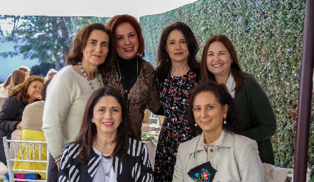 Tere Raymond, Constanza Saiz,  Mary Carmen Barral, Hilda Sánchez, Zamar Paulín y Galia Díaz.