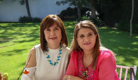  Tere Barrera y María González.