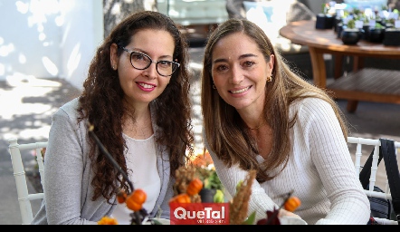 Cinthia Delgado y Renata Meade.