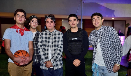 Disfrutando de la fiesta.