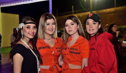 Samantha Mendoza, Ana Pao, Alessa y Gloria.