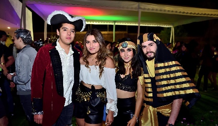 Isac Díaz, Brenda Gómez, Brenda Jasso y Patricio Aguilar.