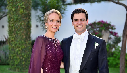  Claudia Carpizo con su hijo Luis Torres.