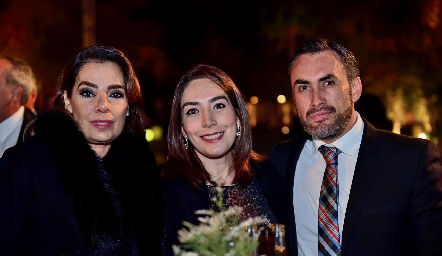  Beatriz Canseco, Beatriz Báez y Juan Carlos Auces.