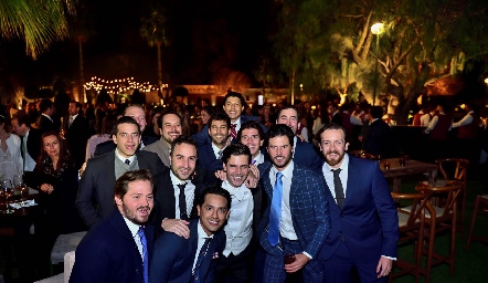  Amigos.