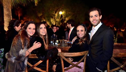  Alynn Ruiz, Adriana Estrada, Andrea Rodríguez y Daniel Asenjo.