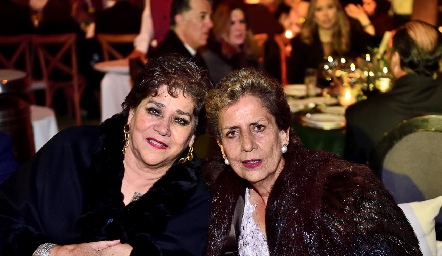  Patricia y María del Carmen Torres Corzo.