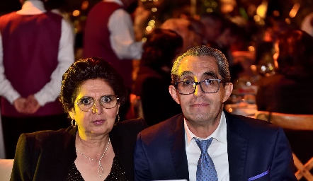  Evangelina Posadas y Andrés Ponce.