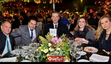  Ricardo Purata, Marco Romero, Alejandro Anaya, Mago de Anaya y Liliana de  Romero.