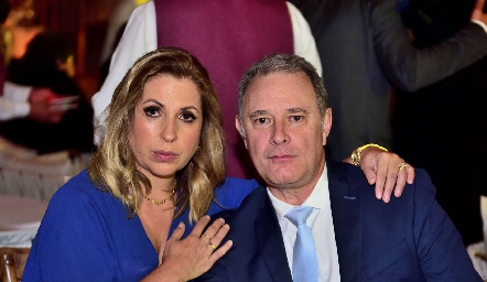  Verónica Aguirre y Enrique Minondo.