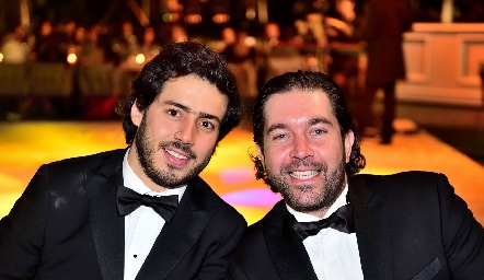  Gabriel Torres y Alejandro Zamanillo.
