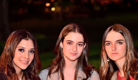  Sofi Monzón, Andrea y Camila Bárcena.