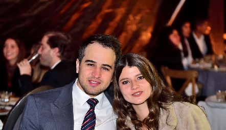  Juan Manuel Carreras y Daniela Meade.