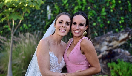  Tere Ledezma y Andrea Rodríguez.