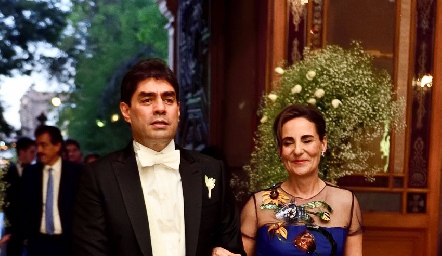  Luis Torres y Tere Raymond de Ledezma.