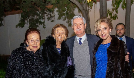  María Eugenia Carpizo, Ana María Carpizo, Mario Leal y Patricia de la Rosa.
