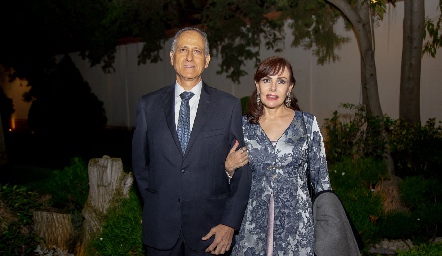  Víctor Medlich y Alicia Gallegos.