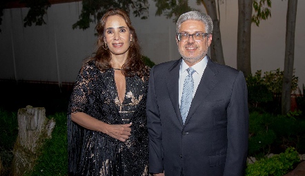  Cristina Chevaile y Miguel Ángel Bazúa.